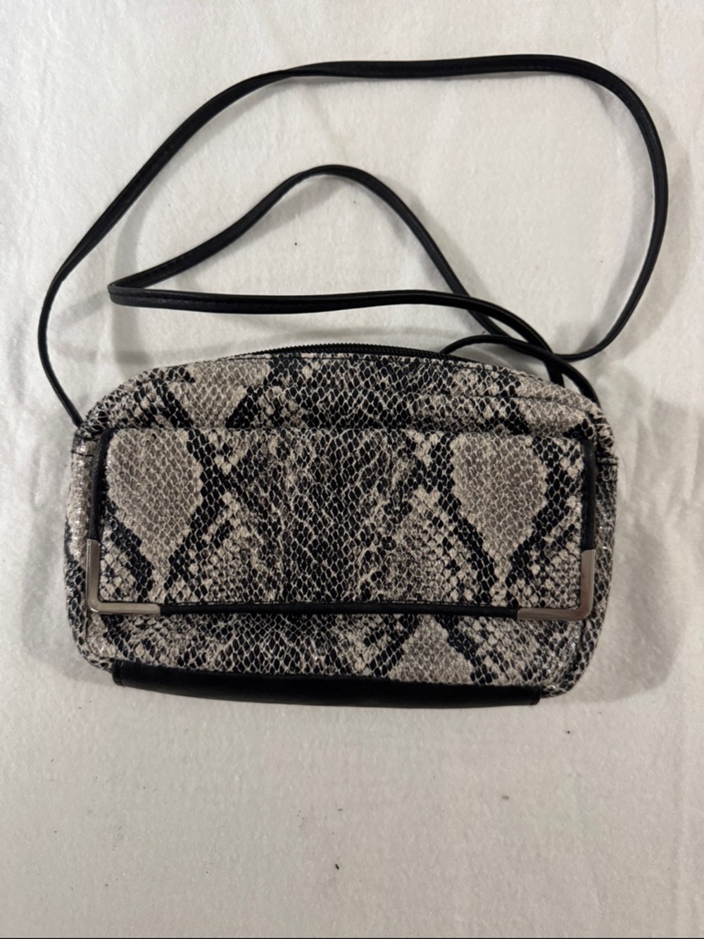 Women’s Snake Print Crossbody Bag in Black and Gray